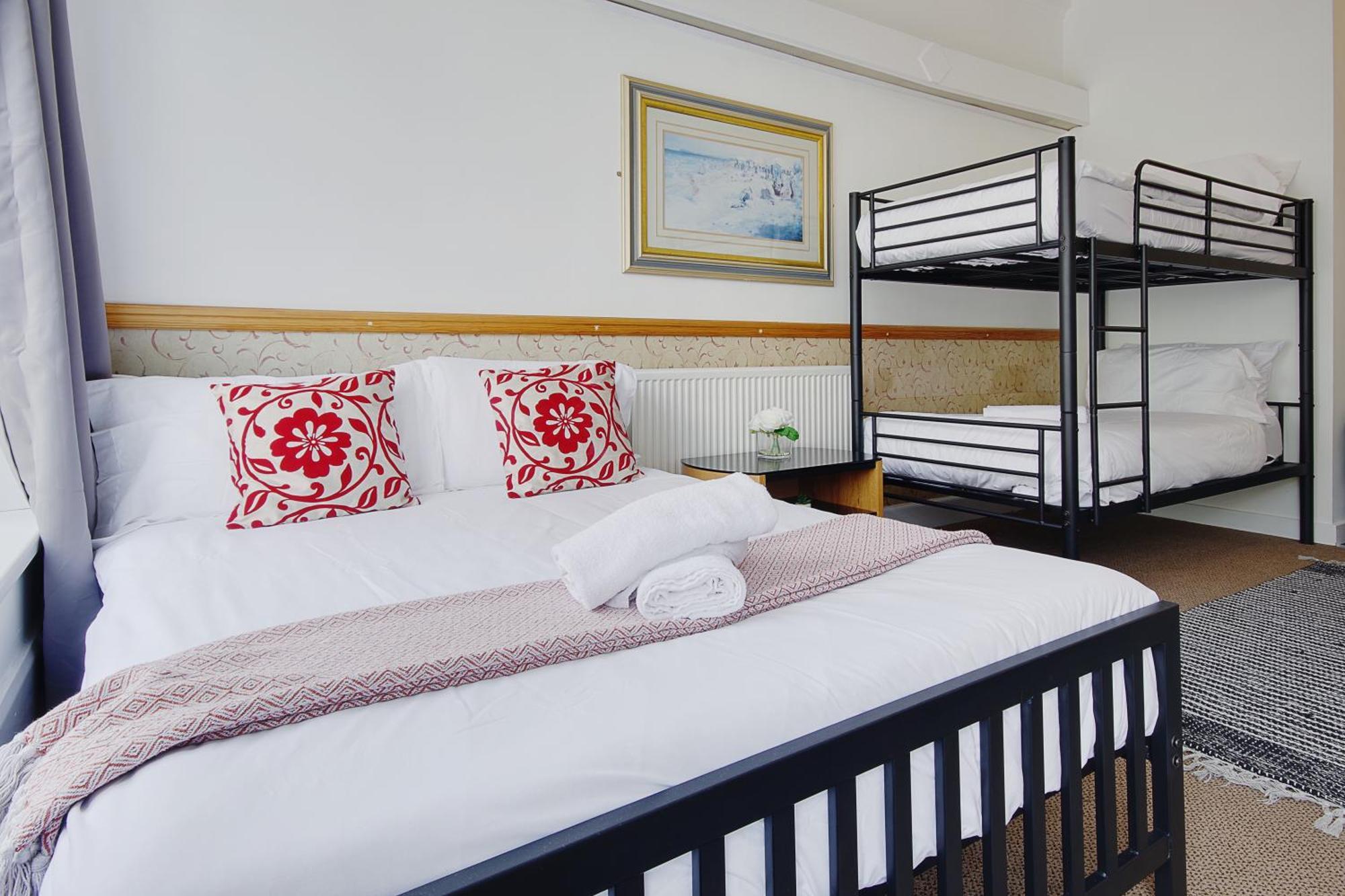 Serenity Hotel Bournemouth Ngoại thất bức ảnh