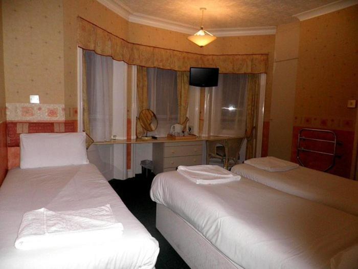 Serenity Hotel Bournemouth Ngoại thất bức ảnh
