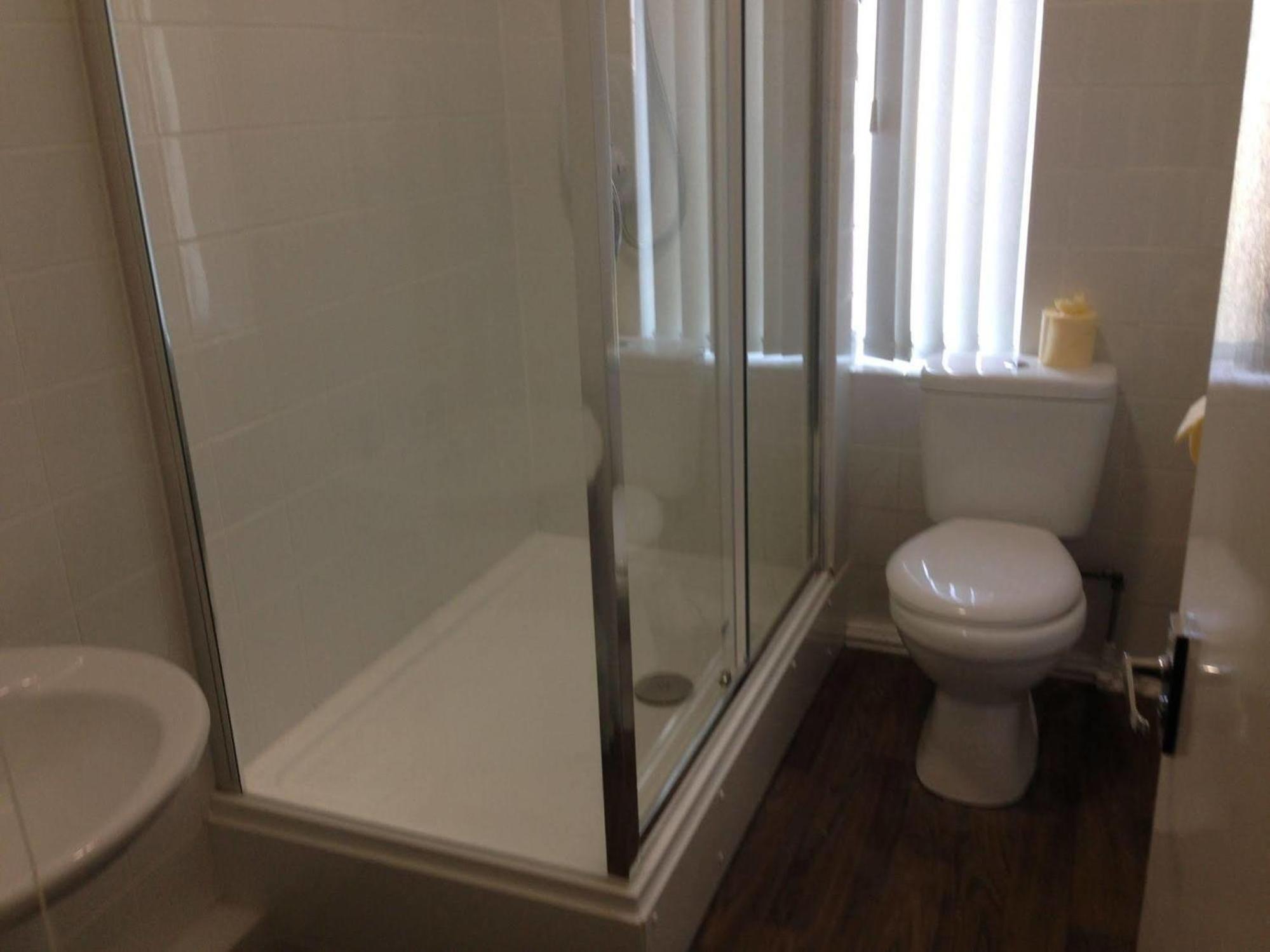Serenity Hotel Bournemouth Ngoại thất bức ảnh